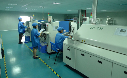 SMT生產(chǎn)車間 SMT生產(chǎn)車間